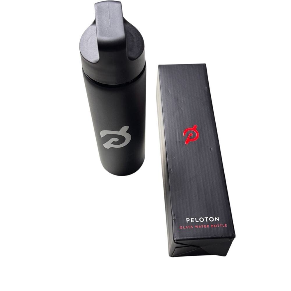 Peloton Glass Drinkware Water Bottle With Rubber Sleeve - 20 oz New In Box